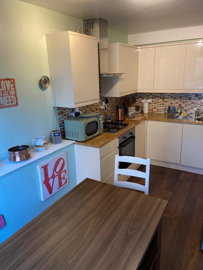 Great Rooms In An Uber Cool Flat! London Bridge Exterior foto